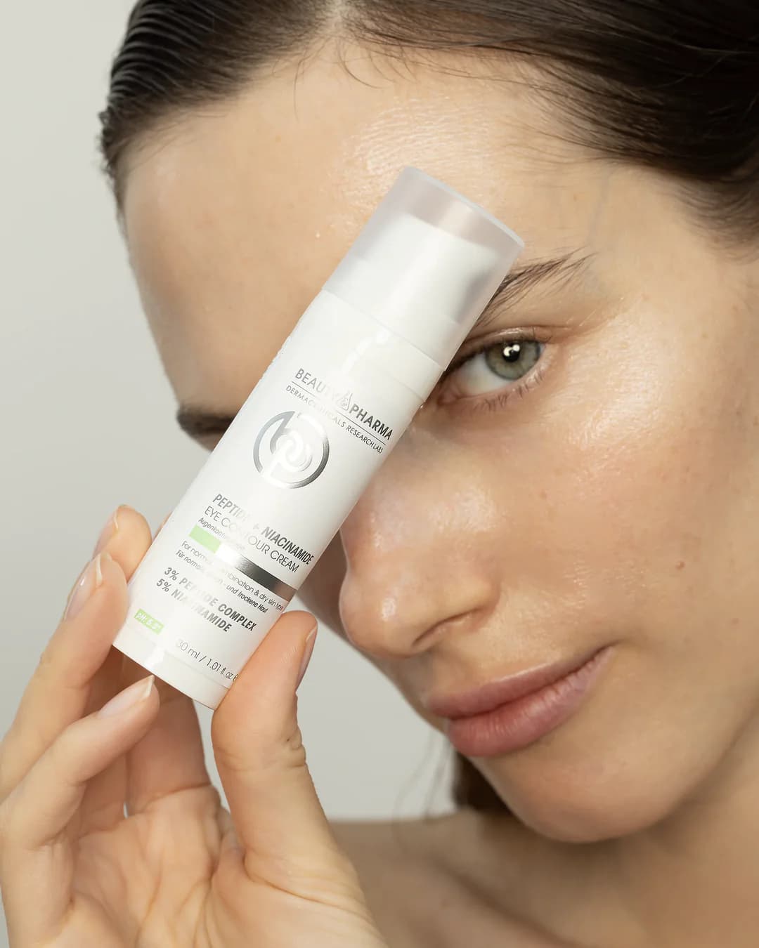 Peptide + Niacinamide Eye Contour Cream